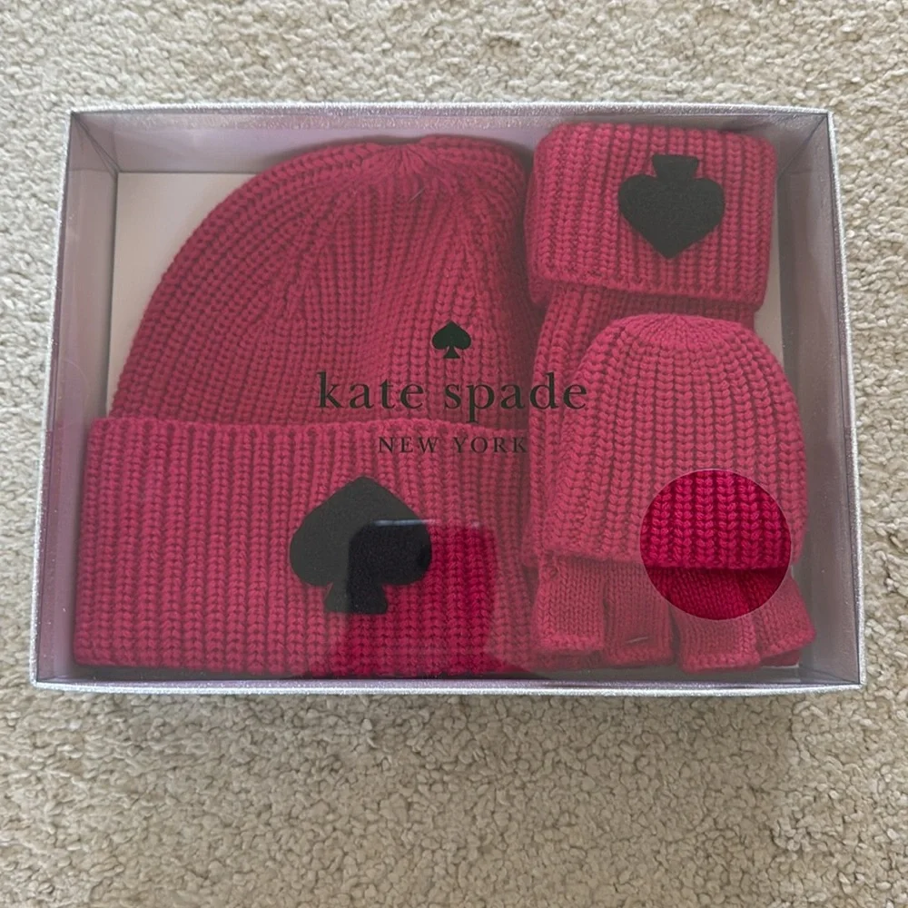 Kate Spade Chenille Patch Logo Box Set - Gloves/Mittens + Hat - Festive Pink